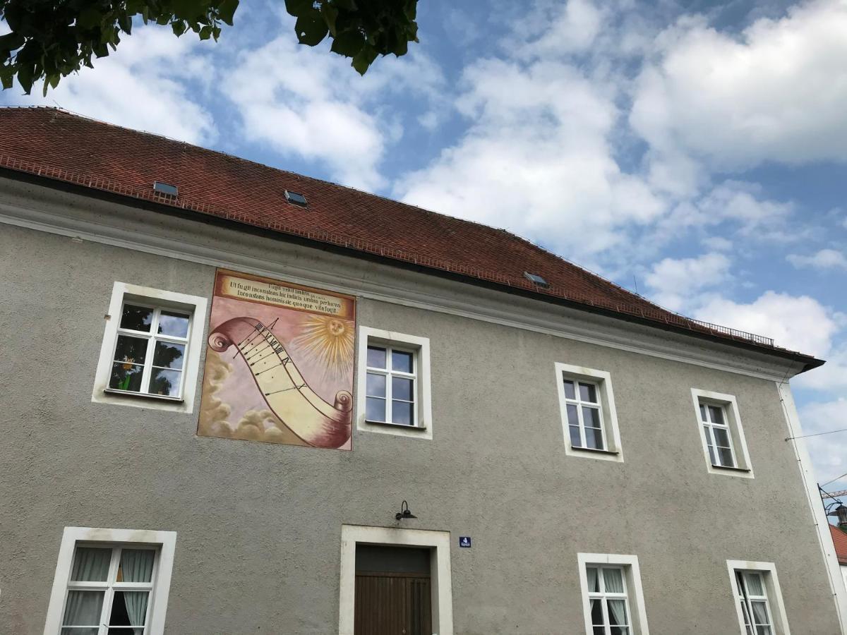 65Qm Wohnung Klosterblick Im Historischen Pfarrhaus Pielenhofen Esterno foto